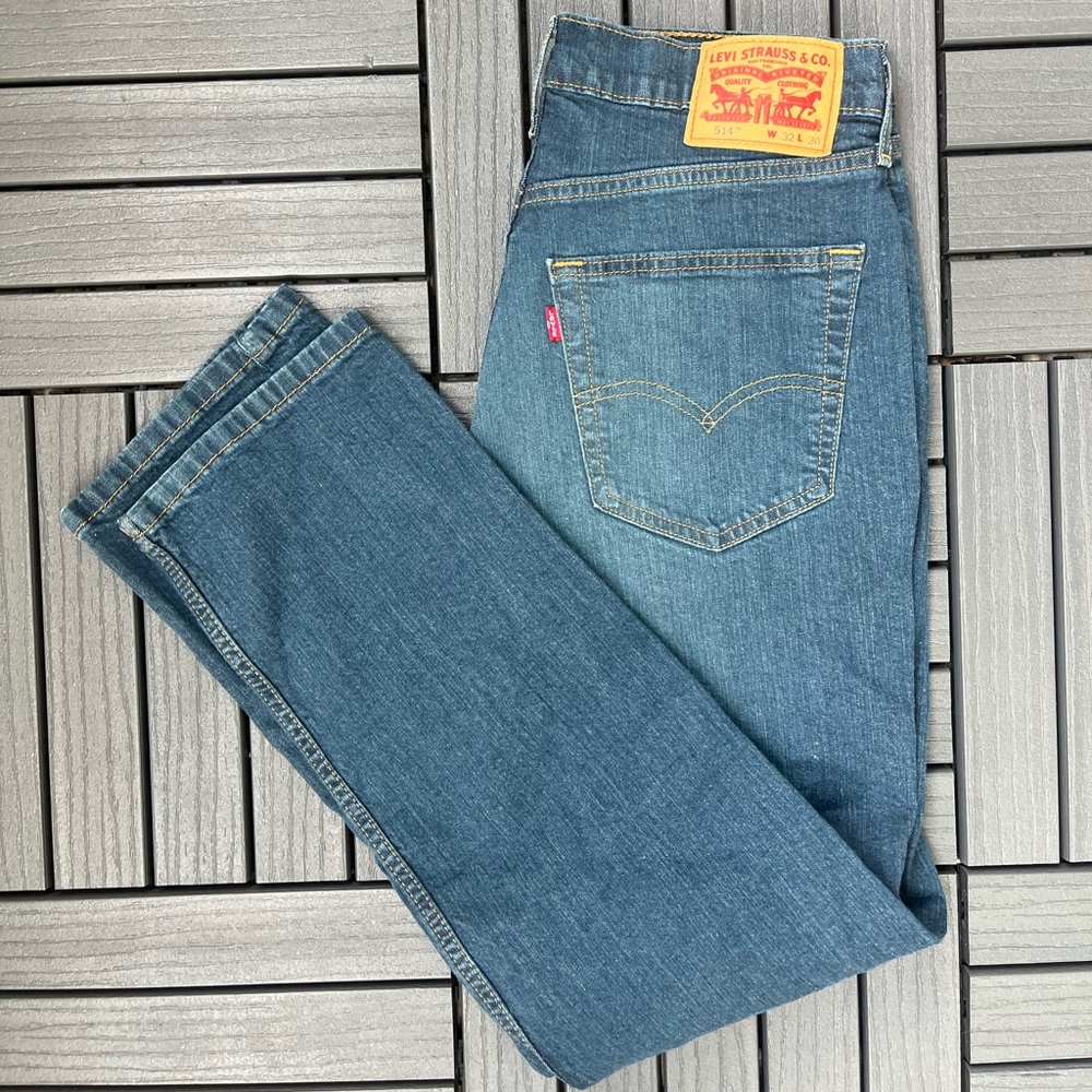 Levis 505 Jeans Men's Size 32x30 Vintage Y2K 2005 Dark Wash Fading Distressed
